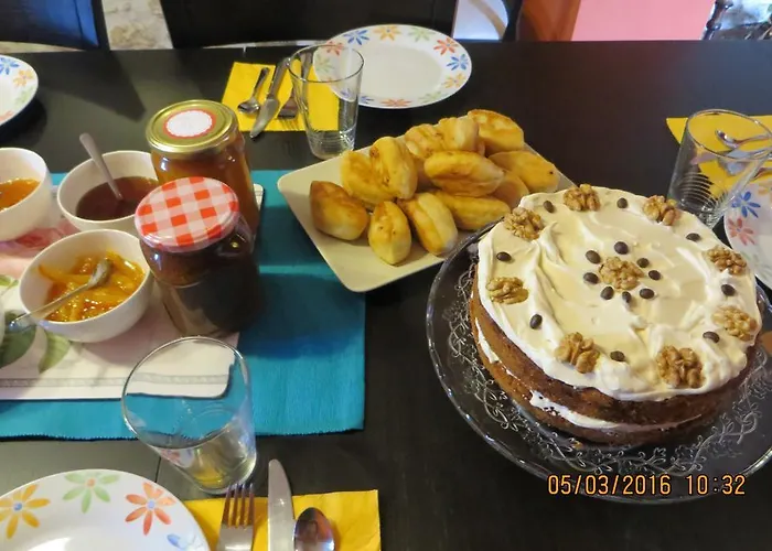 Kokkymelon Toxotes Xanthis